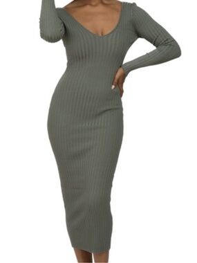 Hera collection ribbed midi dress size small